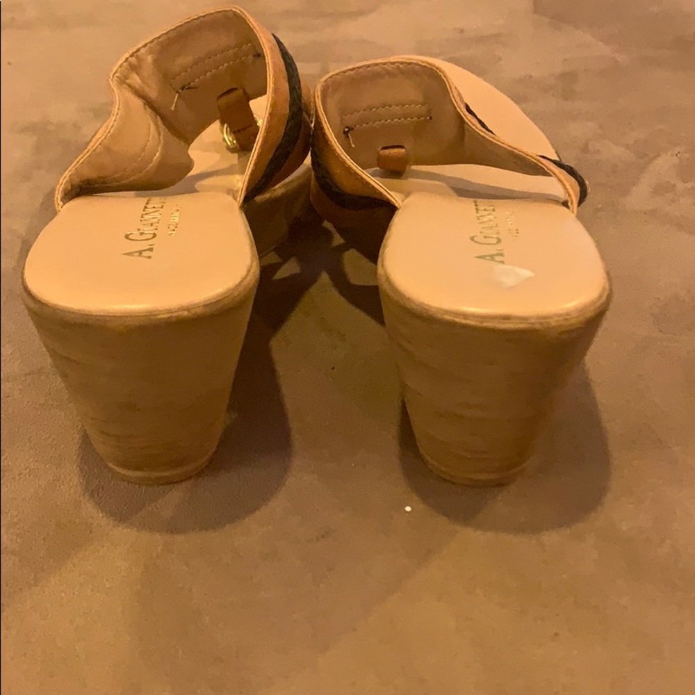 Wedge sandals - Picture 4 of 4